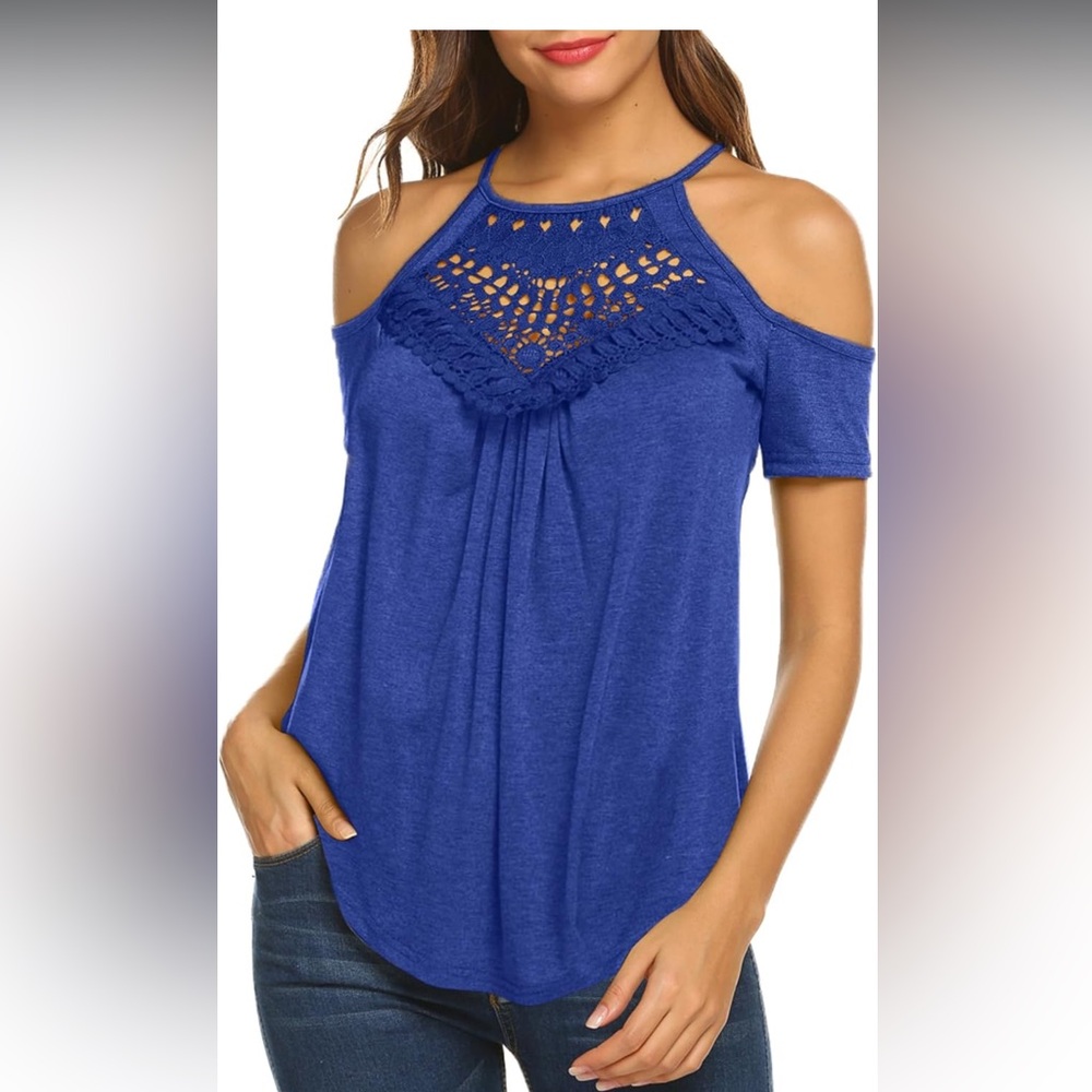 ⭐️3/$27⭐️ Blue Women's Cold Shoulder Top. Women’s size small.